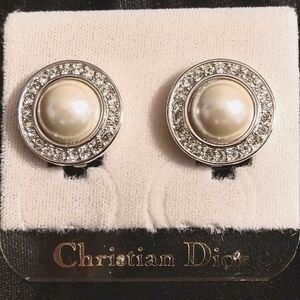 RARE AUTHENTIC 1970's CHRISTIAN DIOR SILVER/FAUX PEARL/RHINESTONE CLIPS (NWT)